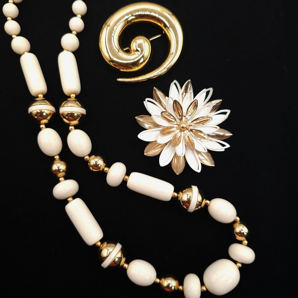 Vintage Statement Jewelry Set Trifari Monet Sarah Cov Necklace Brooch Gold Tone